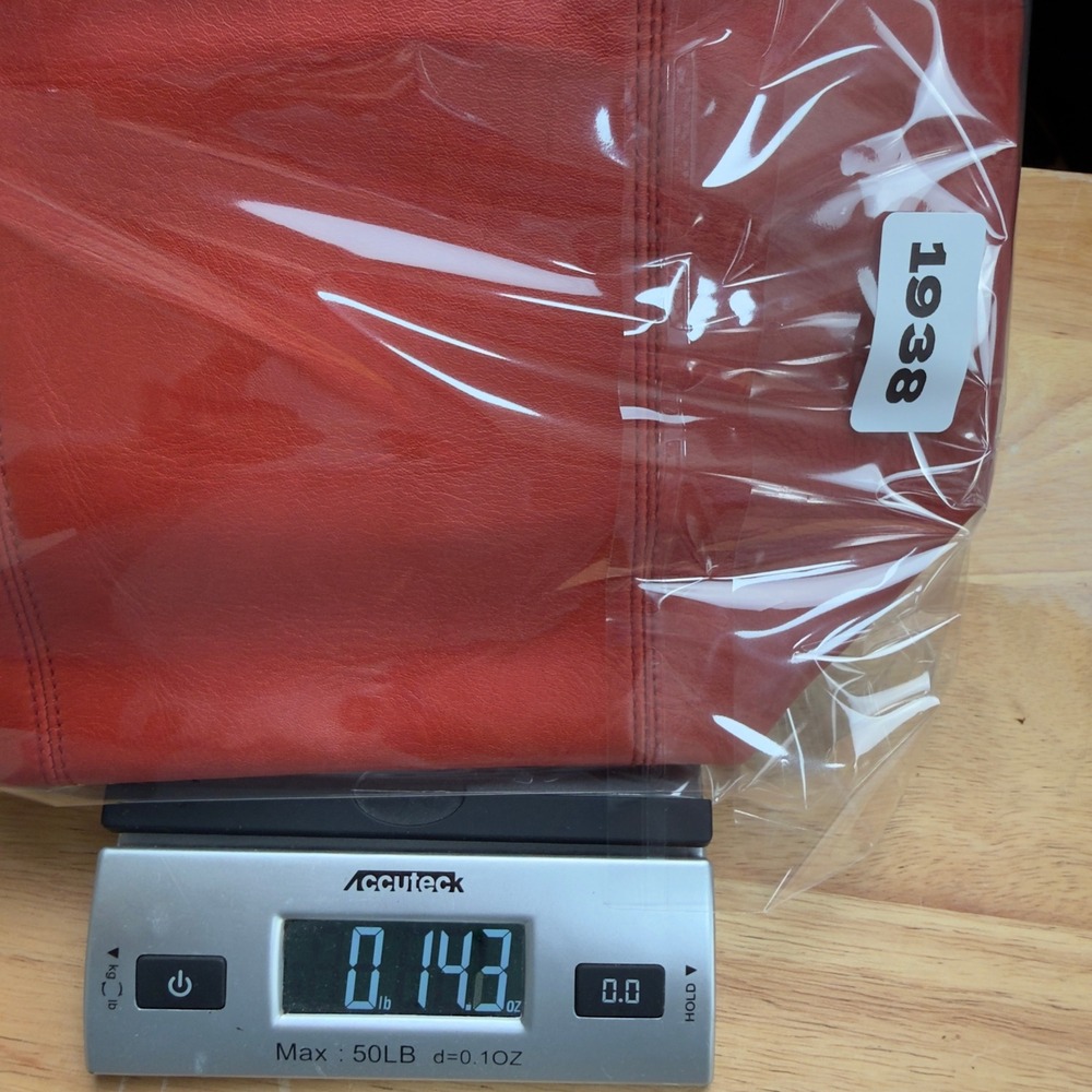 Classic Red Leather Tote Shoulder Bag - Picture 8 of 8